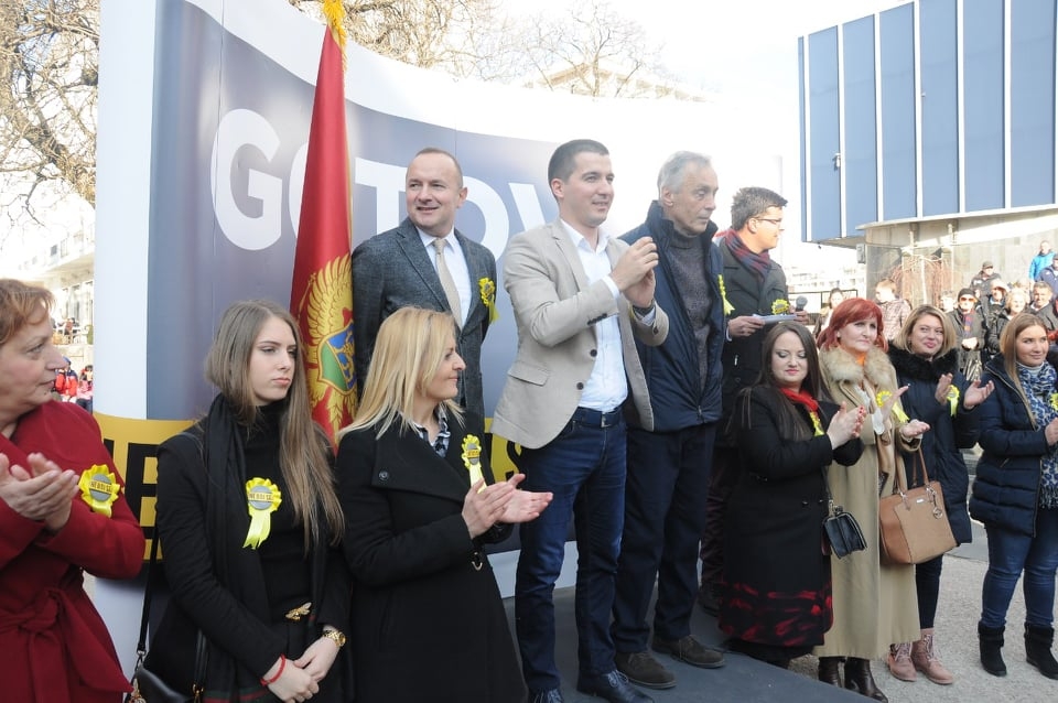 Održan protest u Nikšiću, traže pad Vlade