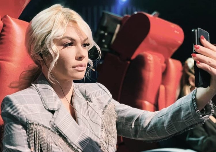KAKVA LJEPOTA: Nataša Bekvalac oduševila fotkom iz djetinjstva