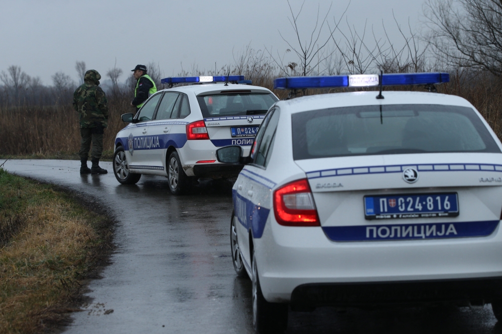 Pirot: Ukradenim autom udario u bicikliste, tinejdžer poginuo
