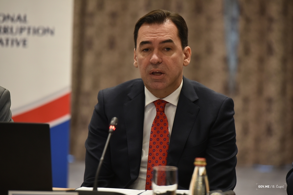 Puna podrška Vlade za međunarodnu razmjenu podataka u cilju sprječavanja korupcije