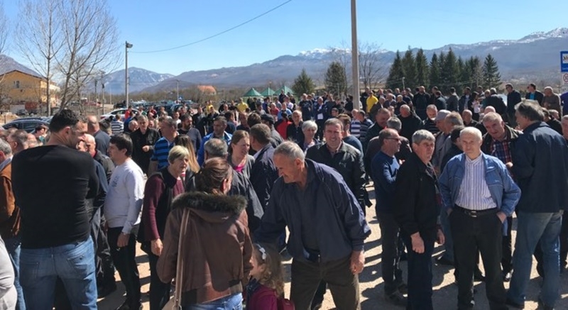 Protest u nikšićkoj Župi: Blokiraćemo saobraćaj ako odgovor ne stigne do 7. aprila