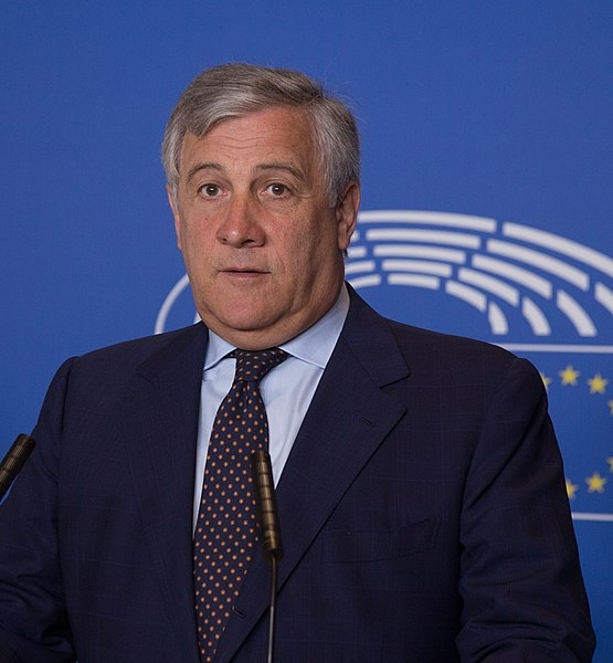 Tajani: Situacija u Albaniji opasna za stabilnost regiona