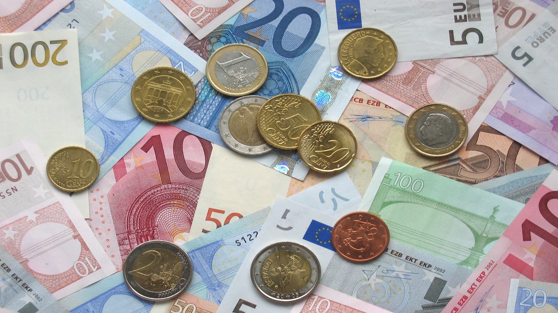 U plusu bilo 11 banaka, četiri u gubitku