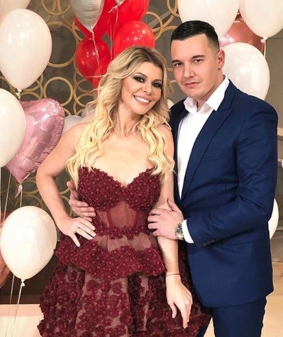 TREĆE DIJETE, DRUGI MUŽ: Stiže prinova u poznatu porodicu!