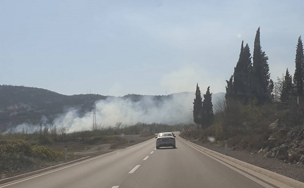 Veliki požari na Radovču i u Lješanskoj nahiji, bile ugrožene kuće