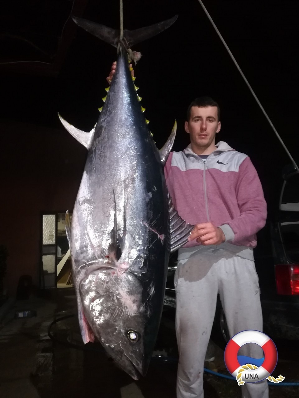 Ulov mjeseca: Dalibor u Jadranu upecao tunu od 73 kilograma