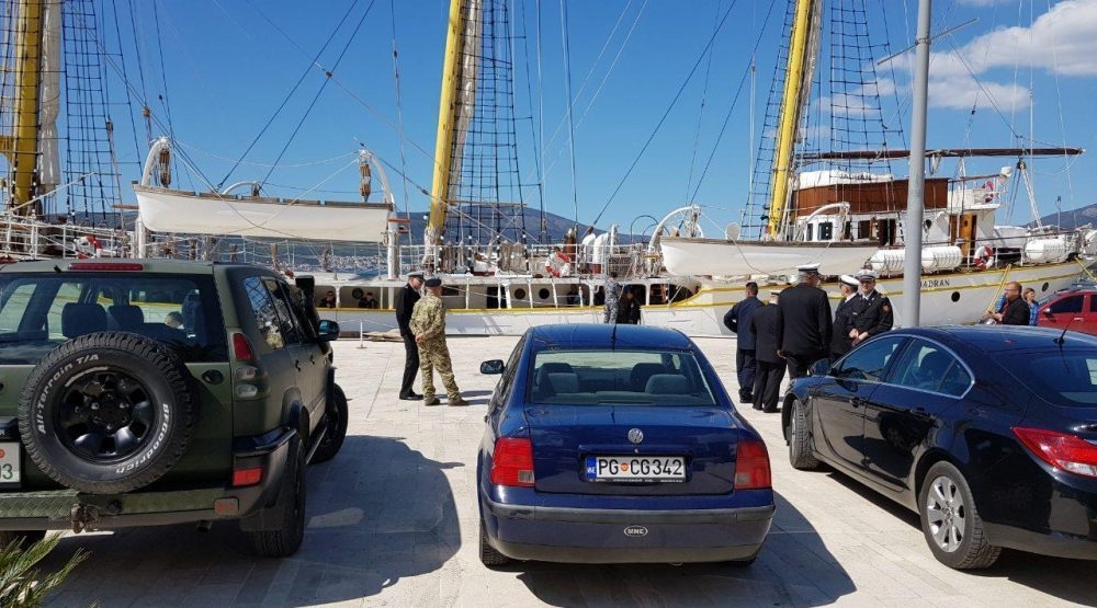 Osmajiću zadržavanje do 72 sata zbog šverca kokaina, brani se ćutanjem