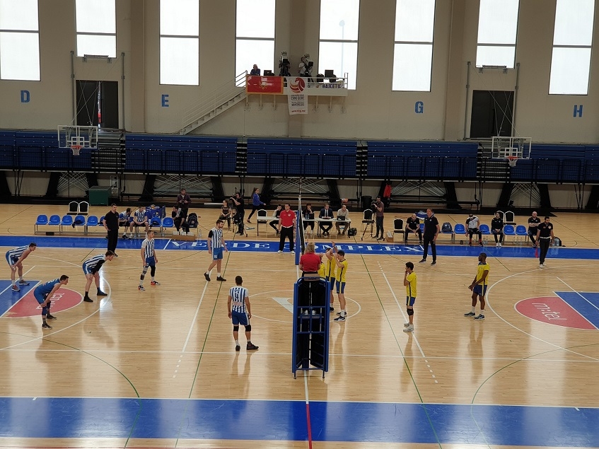 Budućnost samo do seta, Budva na 2:0