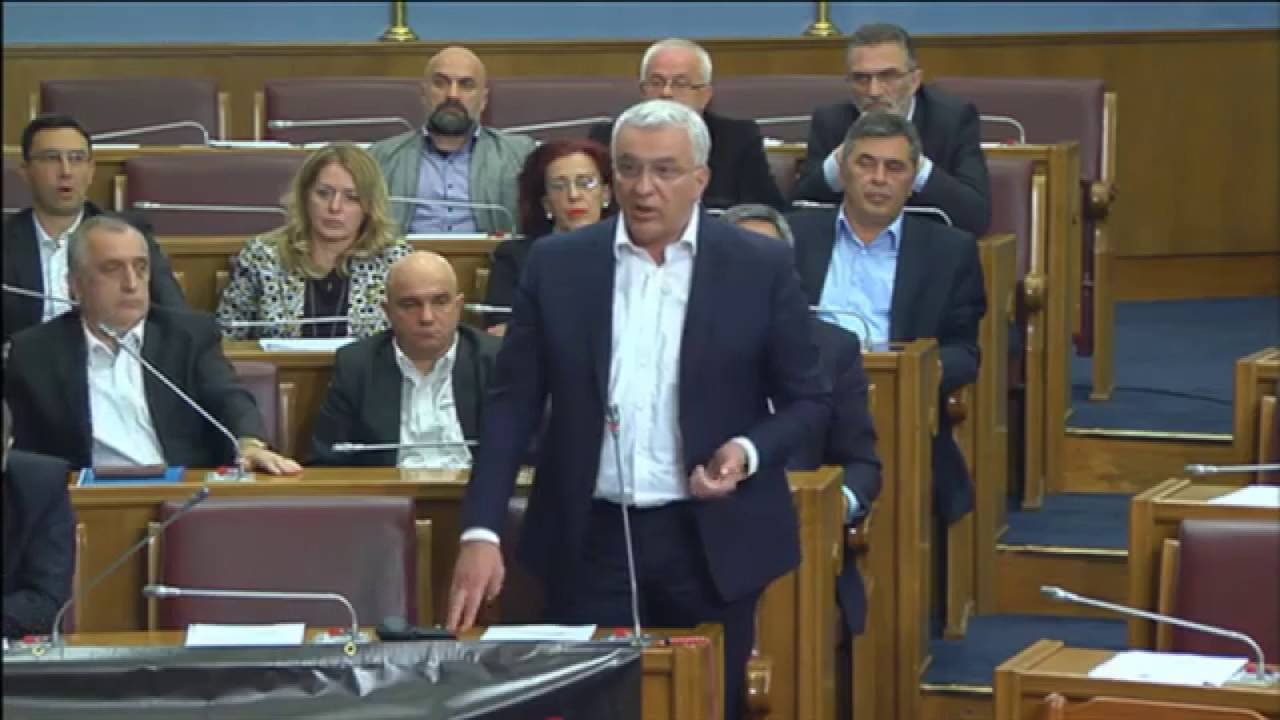 DF ne želi od premijera „spremne“ odgovore, traže da se Poslovnik izmjeni