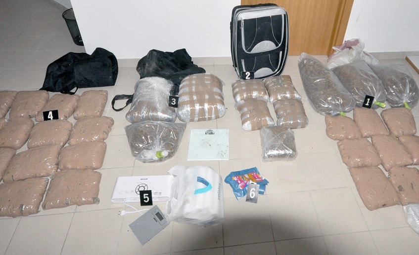 Policija oduzela 63 kilograma marihuane: Uhapšena dva Podgoričanina