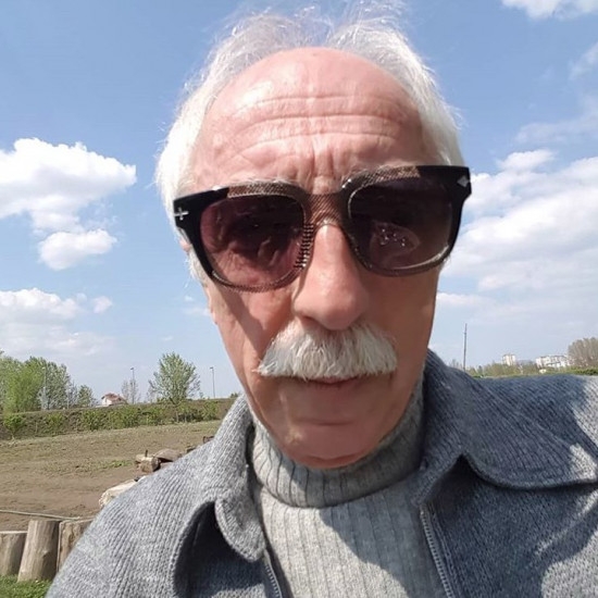 Djed Zoran postao hit na Instagramu, prati ga više od 28.000 ljudi, a evo zbog čega