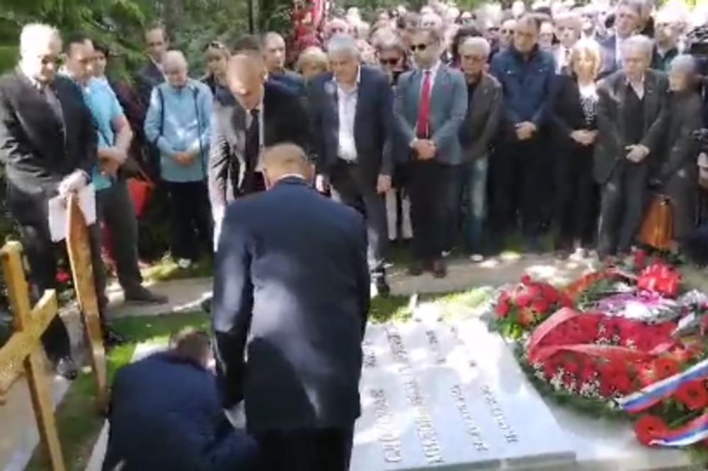 DAN NAKON SAHRANE Mire Marković! Evo šta se nalazi na njenom grobu…
