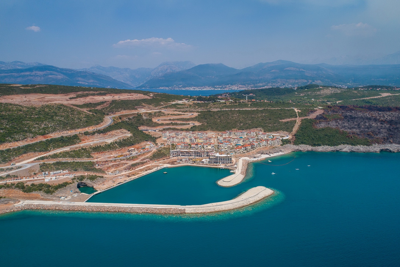 Luštica odbija da plati 1,3 miliona