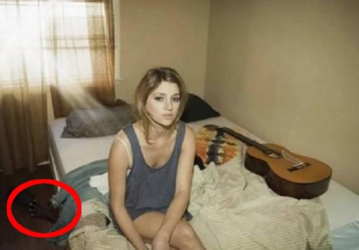 Poslala mužu fotografiju s poslovnog puta, on zatražio razvod