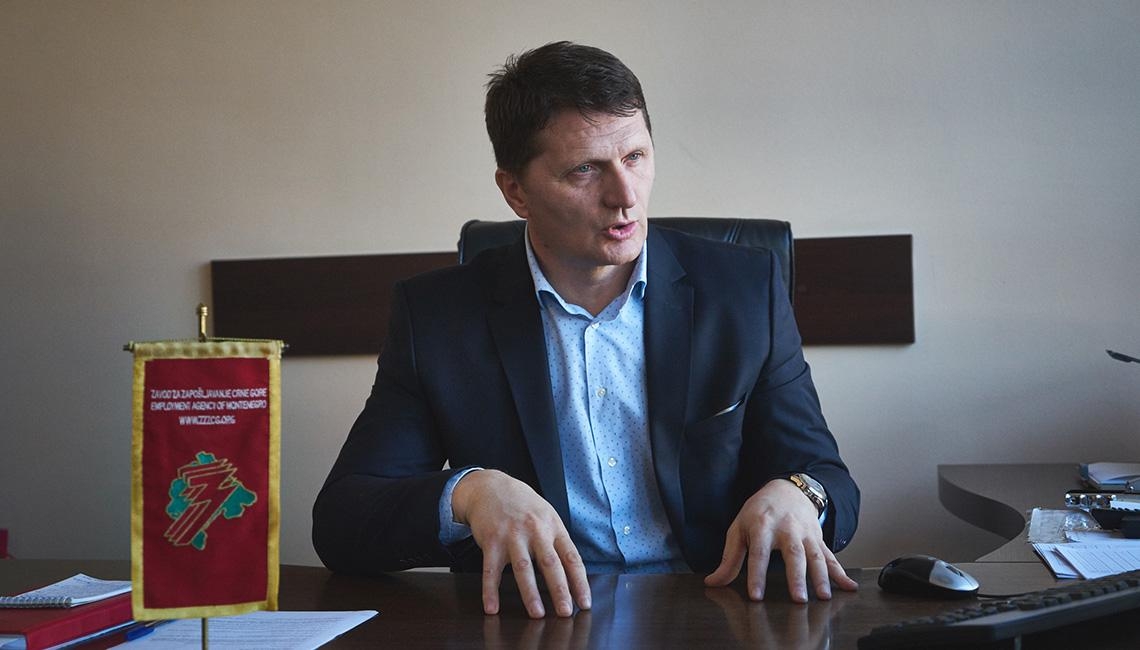 Ekonomski osnažiti bivše zatvorenike kako bi se smanjila stopa povratništva