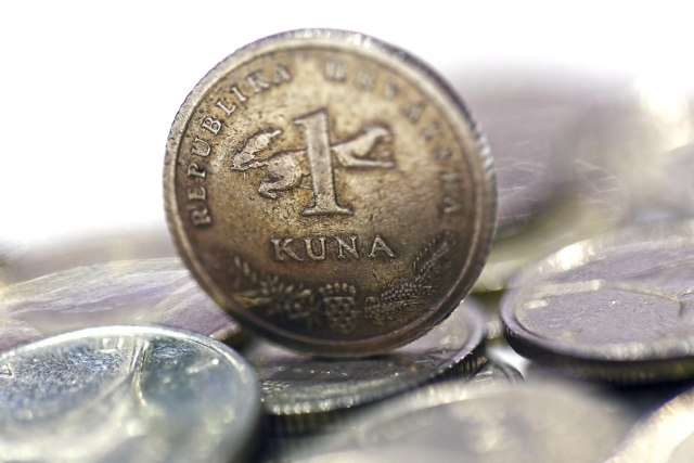 U komšiluku široke ruke: Radnicima za Uskrs daju poklon i do 200 eura