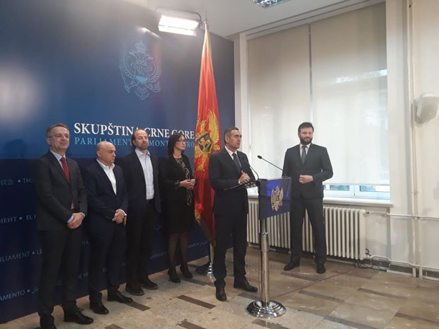 Osniva se još jedan politički blok: Savez “Da svako ima” formira se 1. maja