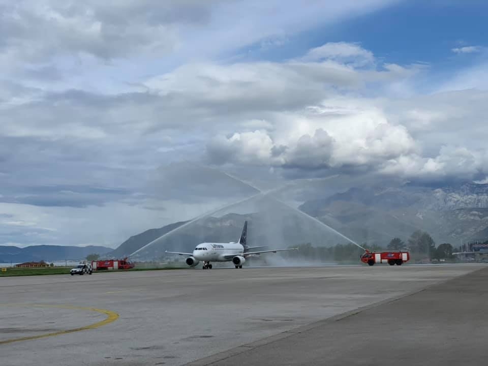 Prvo slijetanje aviona Lufthanse: Istorija ispisana u Tivtu