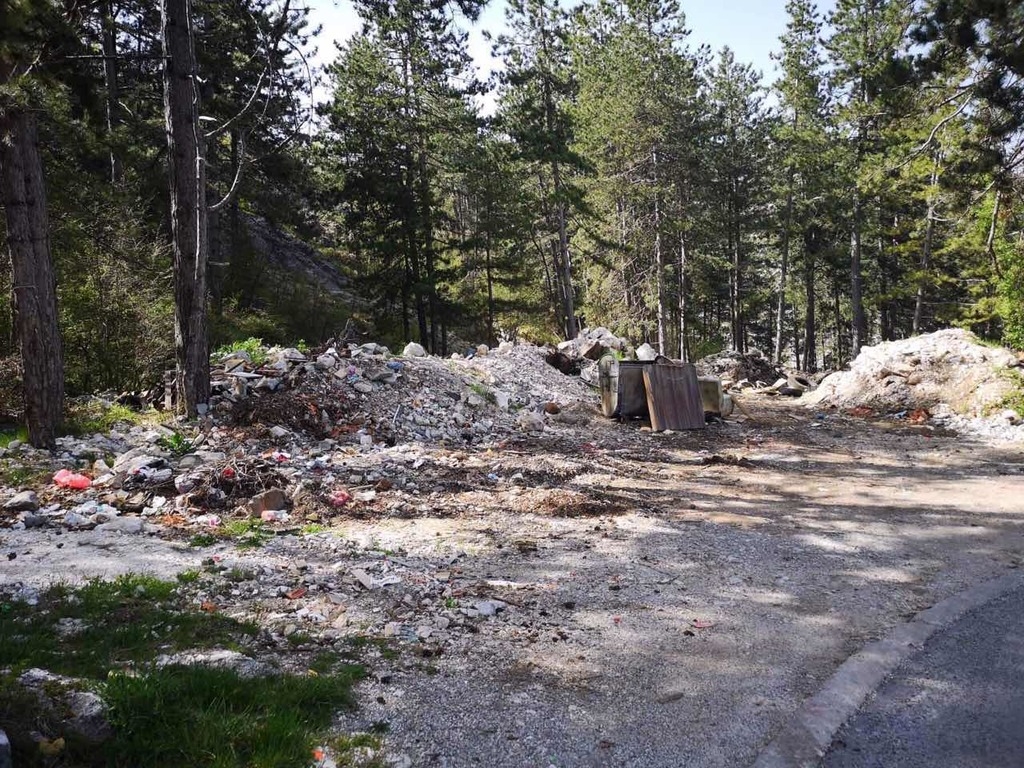 Cetinjska URA: Hitno sanirati put prema Lovćenu