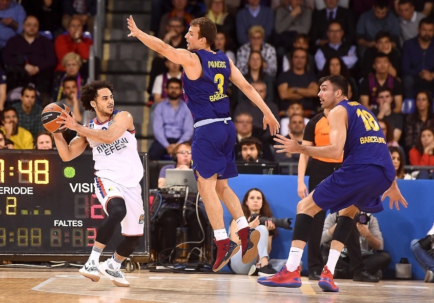 (VIDEO) Efes ponizio Barselonu, CSKA vratio brejk