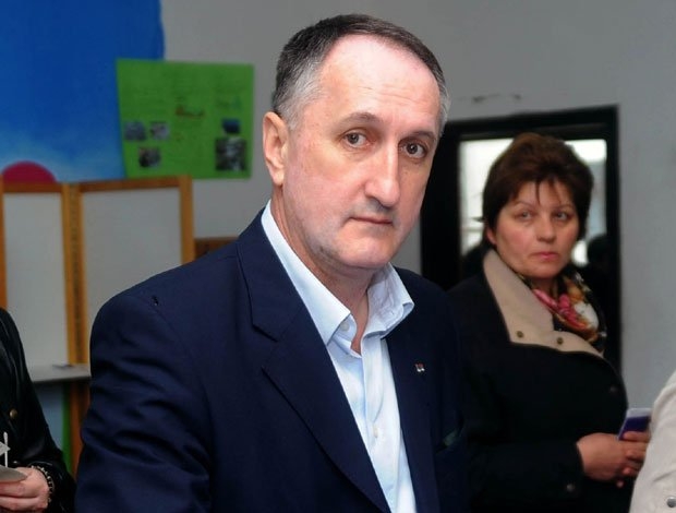 Vuksanović poručio Mandiću i Kneževiću: Poklonili ste se pred rušiteljima svetinja SPC