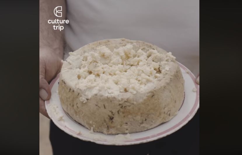 Najopasniji sir na svijetu je sa Sardinije i zabranjen je u EU