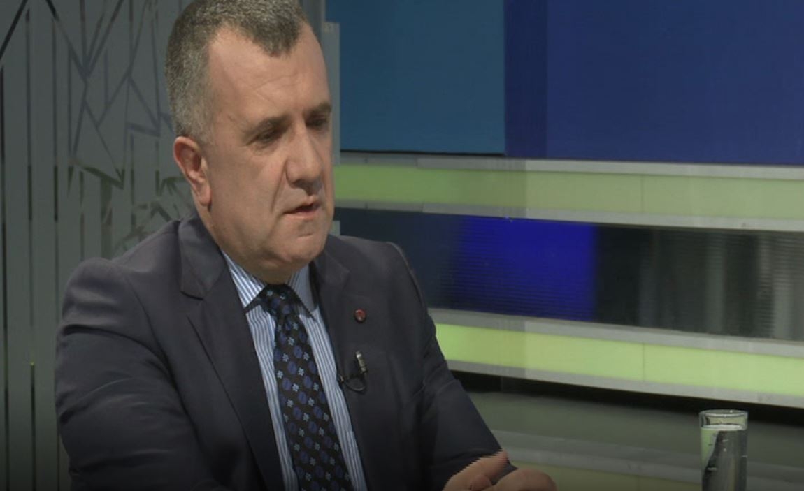 Za tri nova voza 15 miliona eura