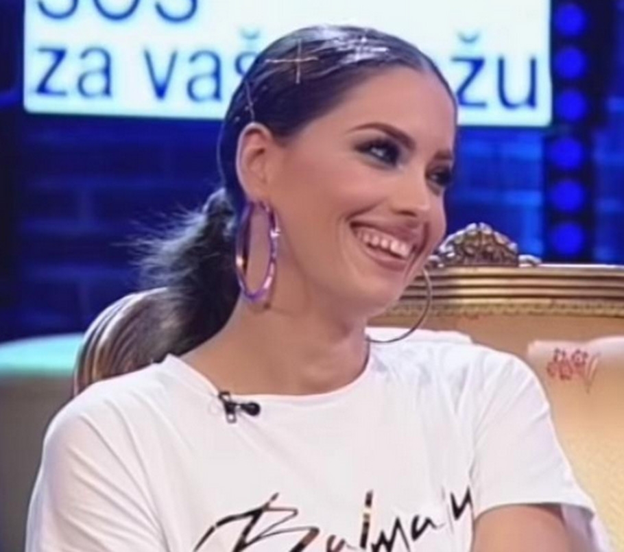 Mirka Vasiljević progovorila o majčinstvu: Od ovoga bi voljela da zaštiti djecu