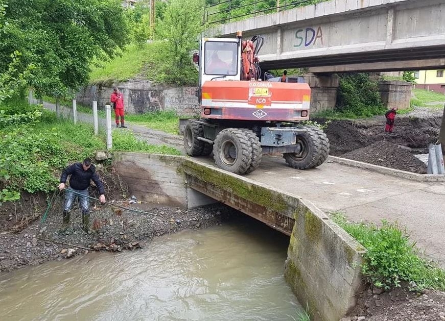 BiH: Potraga za dječakom koji je upao u nabujali potok, uključeni i dronovi
