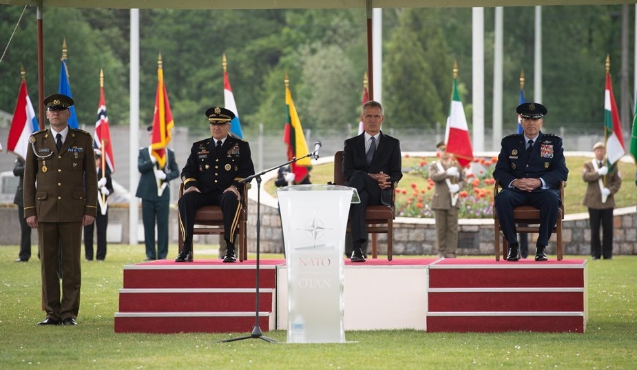 Mons: General Dakić na primopredaji dužnosti SACEUR