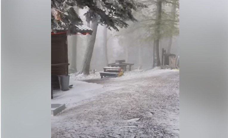 Zima se vratila, u Hrvatskoj pao snijeg, kišovito i hladno i sjutra u Crnoj Gori