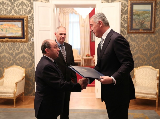 (VIDEO) Đukanović primio akreditivna pisma novoimenovanih, izvanrednih i opunomoćenih ambasadora