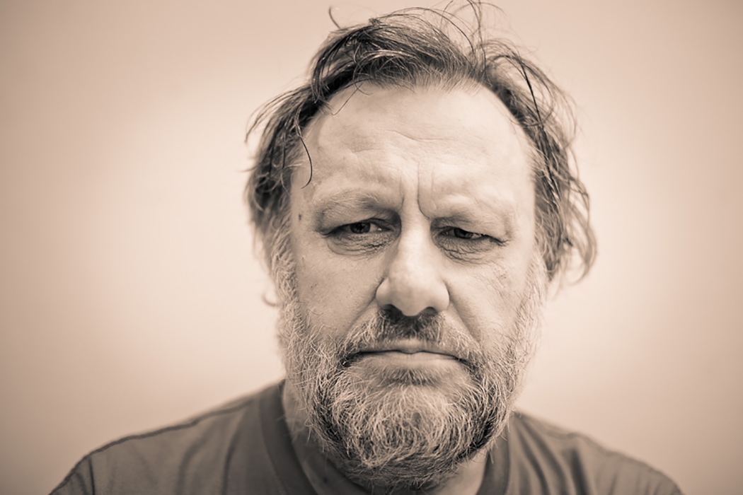 Slavoj Žižek: Zdrava hrana je glupa moda, treba pušiti, jesti čokoladu i mnogo piti