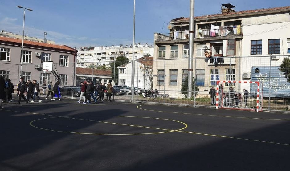 Poništena presuda za snimanje u toaletu škole Vaso Aligrudić