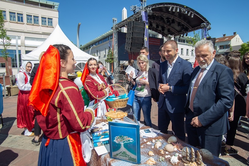 Šehović: Alatima kojima vas opremimo gradićete budućnost
