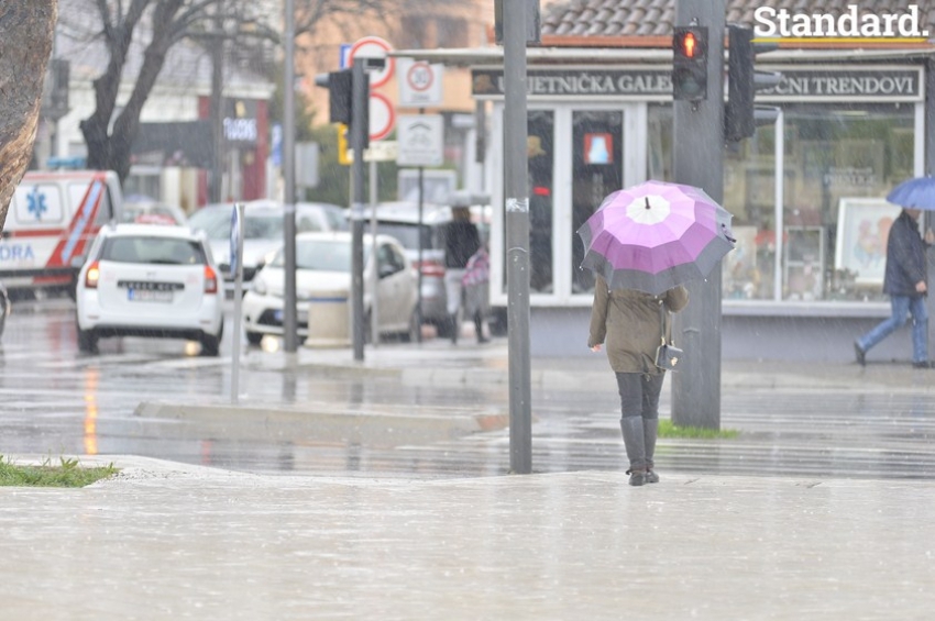 Danas oblačno i kišovito, do 20 stepeni