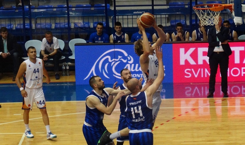 Mornar slomio Sutjesku i plasirao se u finale