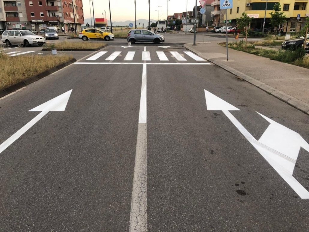 Završeni radovi na sanaciji blokovskih saobraćajnica i parkinga u Ulici Oktobarske revolucije