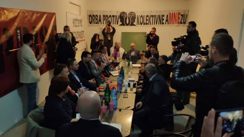 Sporazum o budućnosti mrtvo slovo na papiru
