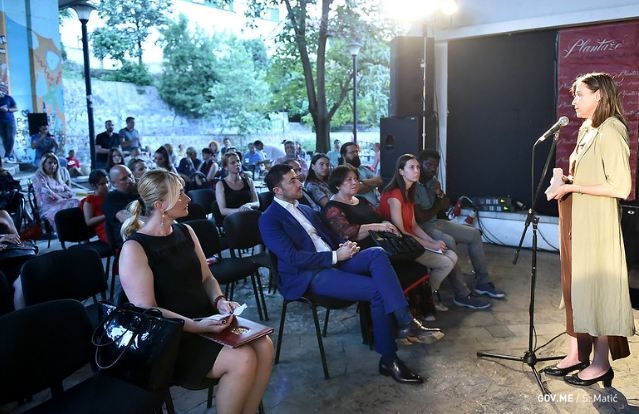 Počeo Međunarodni književni festival “Odakle zovem”