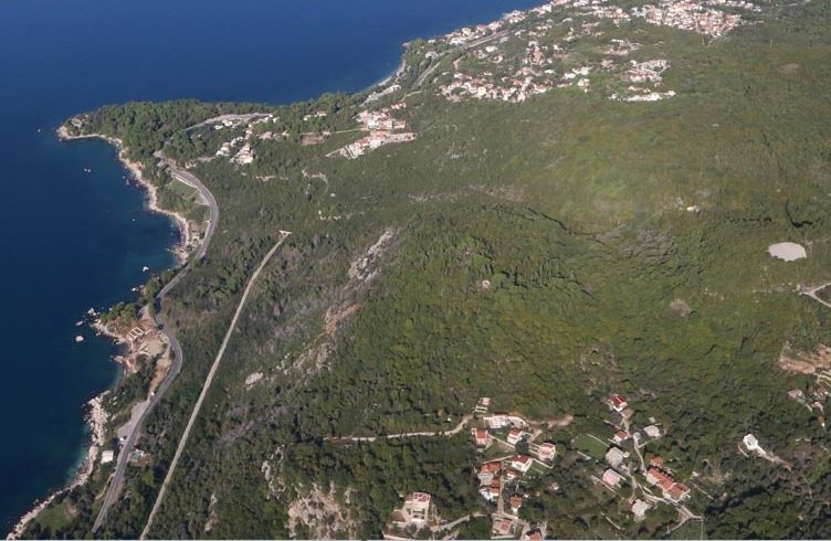 Barski vatrogasci spasili Makedonca: Izgubio se u šumi, bio bos i neadekvatno obučen