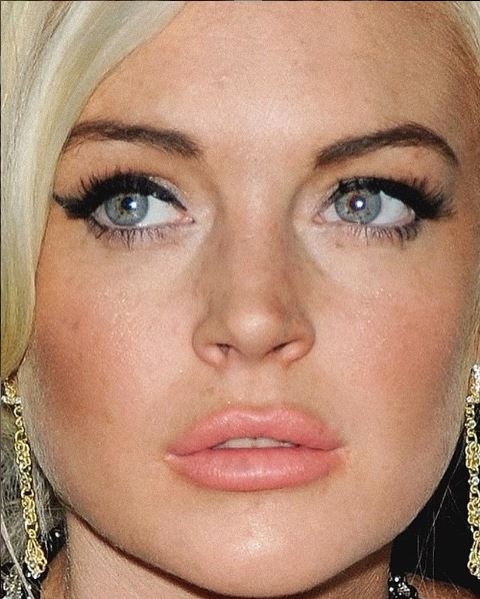 LINDSI LOHAN UNIŠTILA MAMINU VEZU