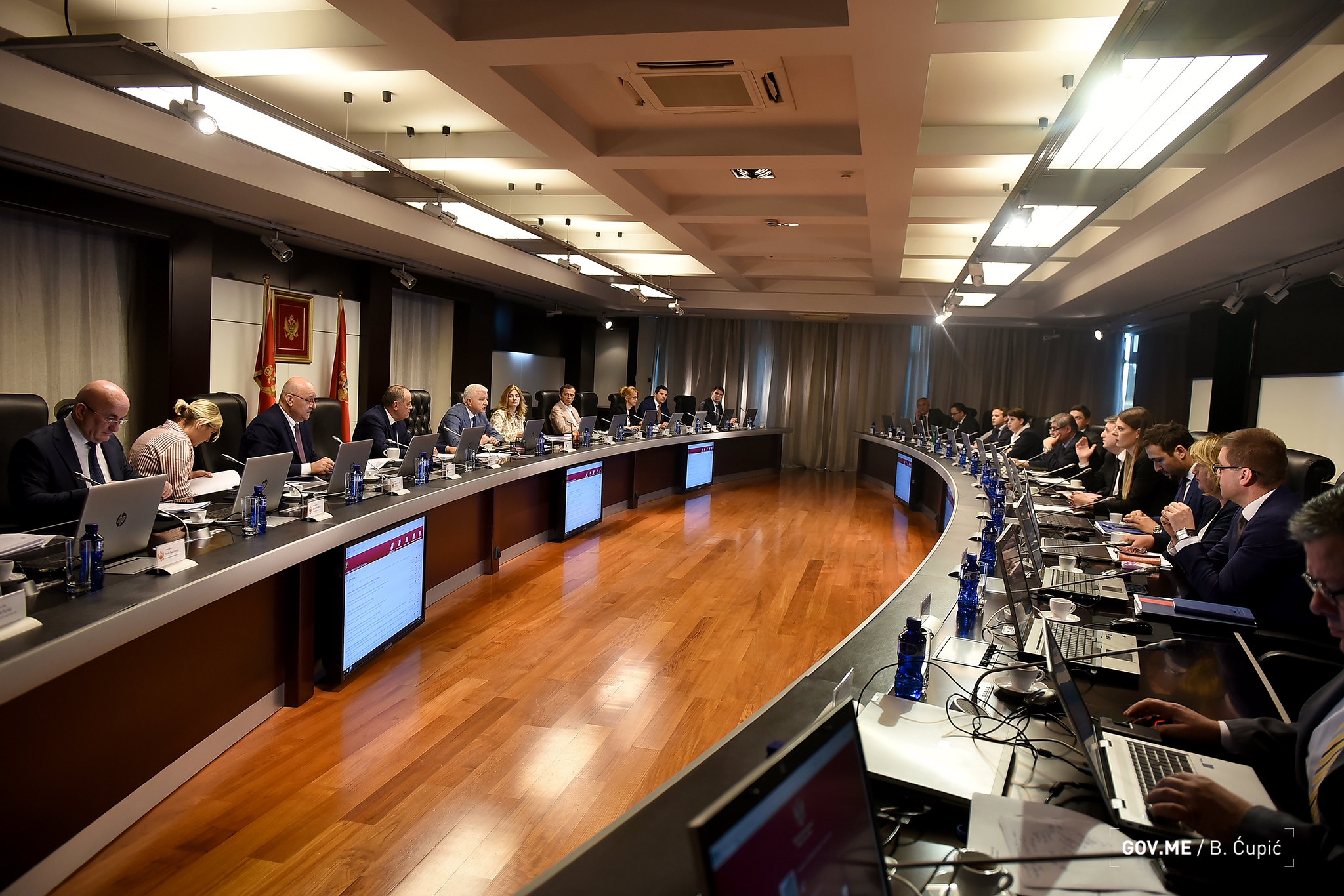 Vlada utvrdila Predlog zakona: Sistem elektronske fiskalizacije zamijeniće postojeći zastarjeli sistem fiskalnih kasa