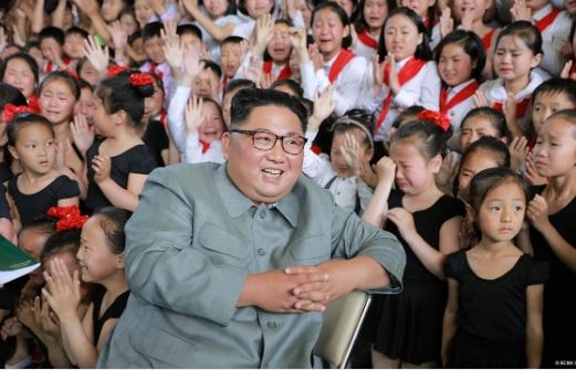 Kim Džong Un rasplakao djevojčice