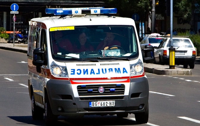Teška nesreća kod Horgoša: Žena ispala iz automobila i poginula