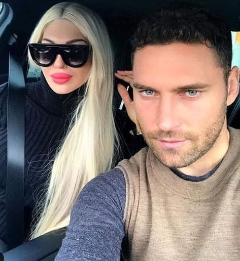 Duško Tošić se nije pojavio sa Karleušom na Lolinoj svadbi! Evo sa kim je stigao
