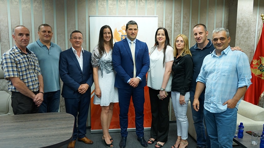 Janović: Uz podršku nastavnika vraćamo djecu školskom sportu