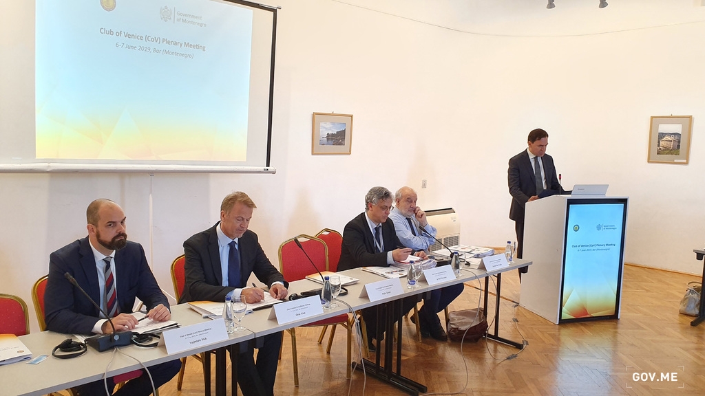 Pažin: Prijemom novih članica EU afirmiše svoju osnovnu misiju širenja mira i prosperiteta u Evropi
