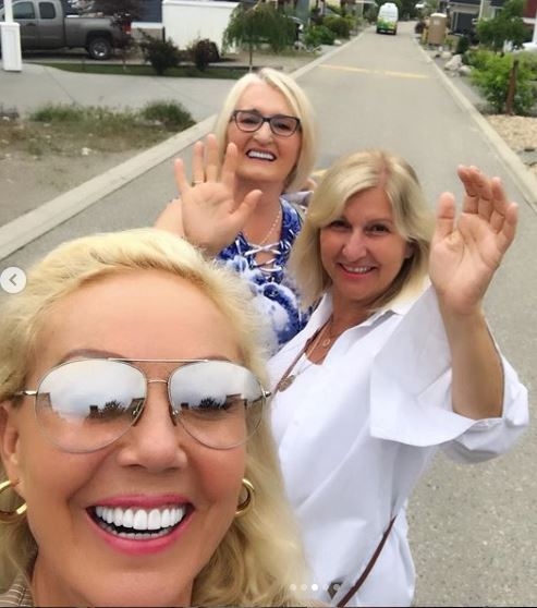 Brena u posjeti rođenoj sestri Faketi i njenoj porodici (FOTO)