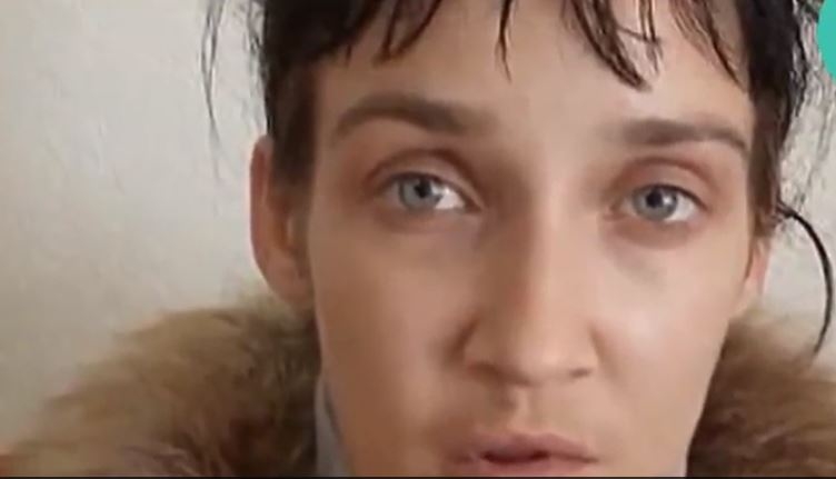 Beba je mrvila hljeb po podu, pa joj ga je majka Svetlana strpala u usta. Sada je MRTVA!